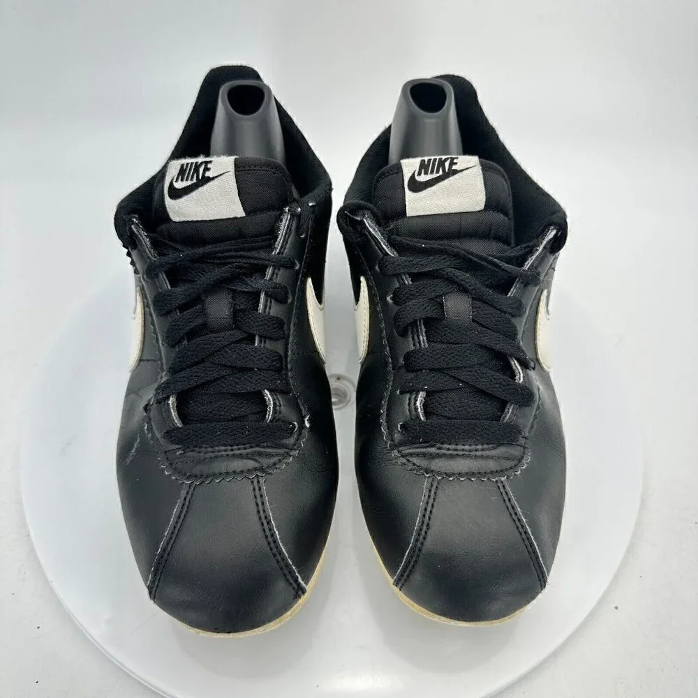 Nike Classic Cortez Women Size 8 807471-010 Panda Black Leather Training Shoes